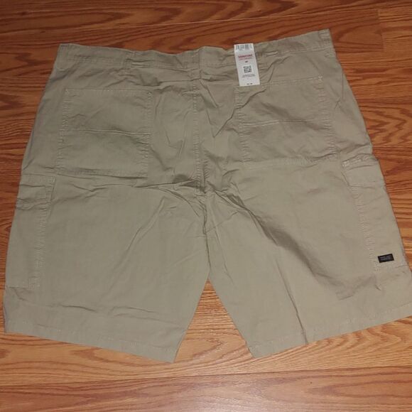 Signature Levi Strauss tan Utility Comfort 10" Shorts   Sz 44 NWT - Picture 4 of 7